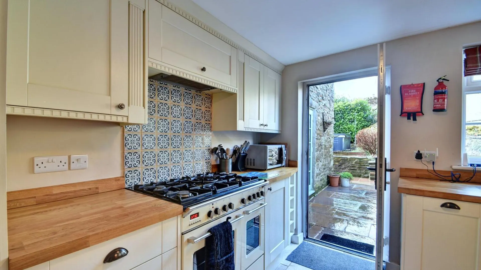 Finest Retreats - Stable Cottage Bellerby 0*,  Reino Unido